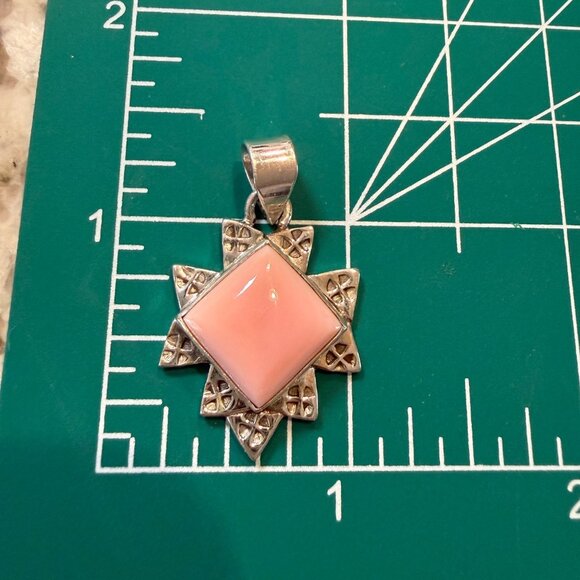 Ornate handcrafted Pink Queen Conch Pendant Sterling Silver Southwestern Gift - Picture 3 of 7
